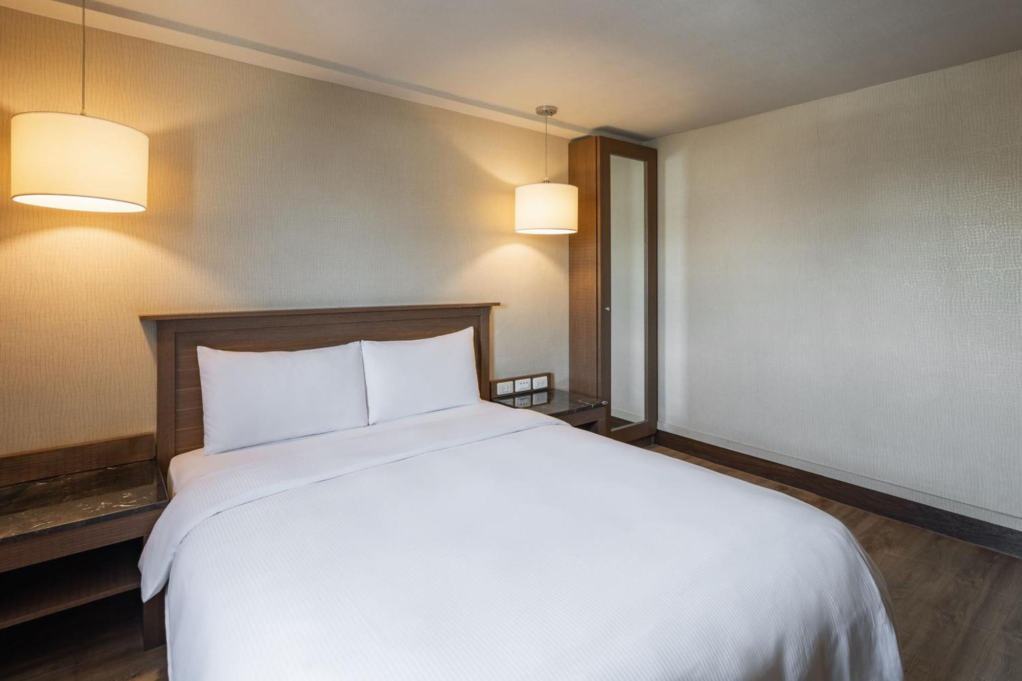 Kindness Hotel - Yuanlin Zimmer foto