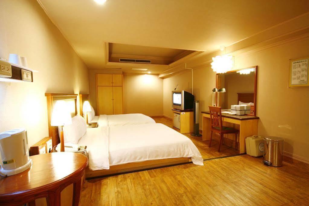 Kindness Hotel - Yuanlin Exterior foto